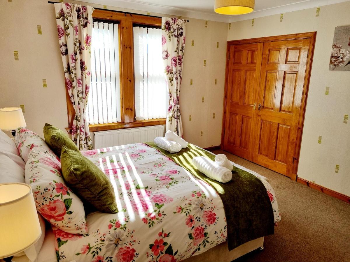 Inverness City 3 Bedroom House Free Parking Exteriör bild