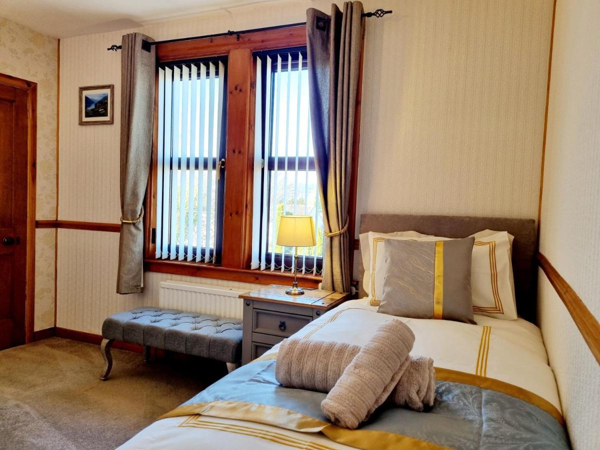 Inverness City 3 Bedroom House Free Parking Exteriör bild