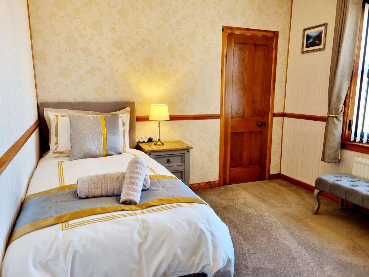 Inverness City 3 Bedroom House Free Parking Exteriör bild