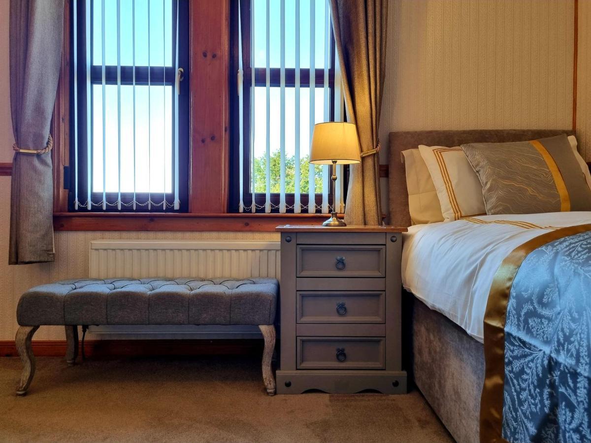 Inverness City 3 Bedroom House Free Parking Exteriör bild