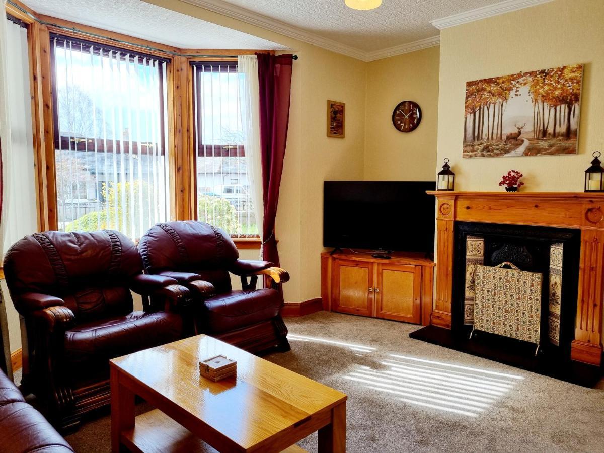 Inverness City 3 Bedroom House Free Parking Exteriör bild