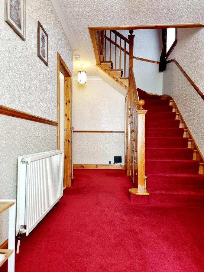 Inverness City 3 Bedroom House Free Parking Exteriör bild