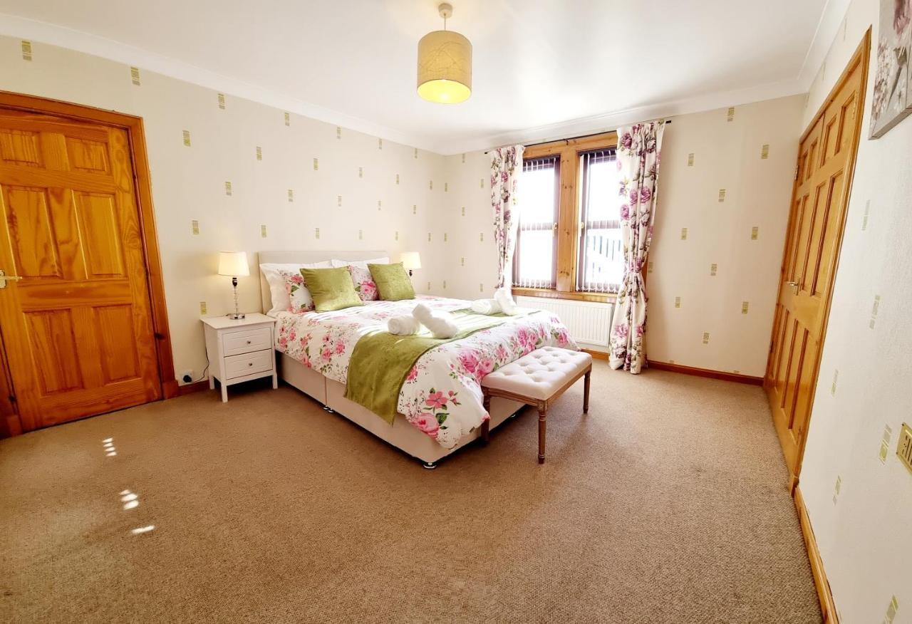 Inverness City 3 Bedroom House Free Parking Exteriör bild