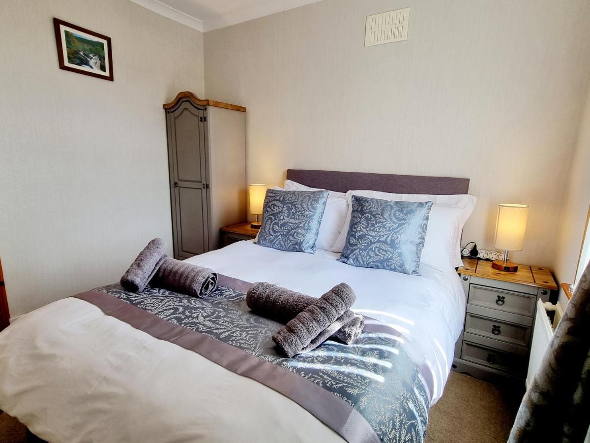 Inverness City 3 Bedroom House Free Parking Exteriör bild